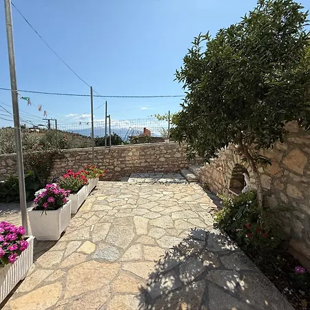 Lumiere Bleu * Sarandë