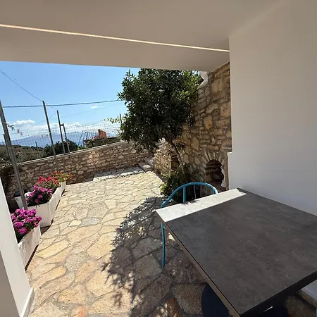 Lumiere Bleu Apartment Sarande